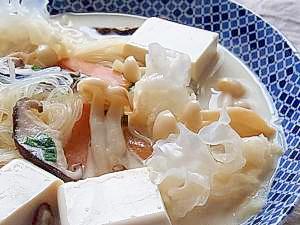 きのこと豆腐の豆乳春雨スープ