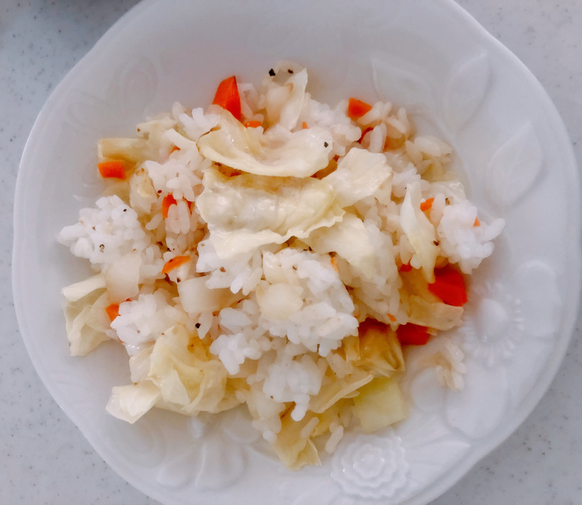 キャベツとにんじんの和風チャーハン