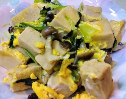 久しぶりに高野豆腐を食べました
お出汁が染みて美味しかったです
(•ө•)♡