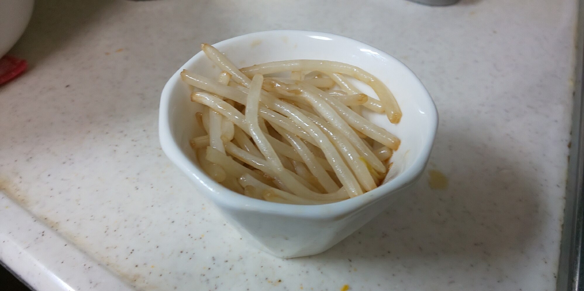 もやしの小鉢(ニンニク醤油味) レシピ・作り方 by あっくmama - 楽天レシピ