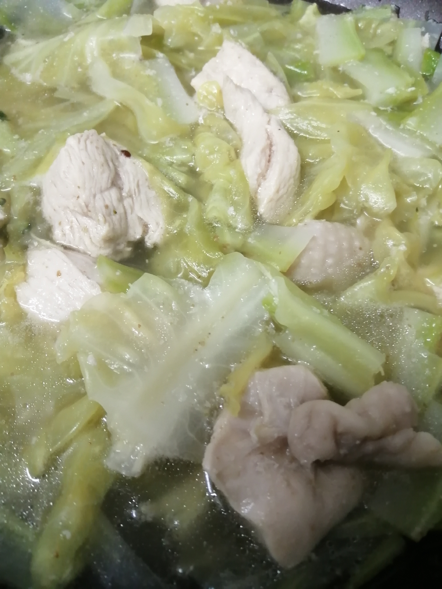 ドレッシングで超簡単 春キャベツと鶏むね肉のスープ レシピ 作り方 By たぁくんママ 楽天レシピ ドレッシングで超簡単 春キャベツと鶏むね肉のスープ レシピ 作り方 By たぁくんママ 楽天レシピ