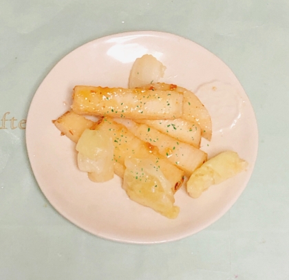 サクサク食感♡長芋の青のりめんつゆバター焼き