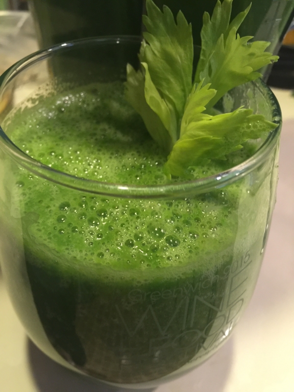 クリーミーマンゴーココ グリーンスムージー レシピ 作り方 By パクモリくん 楽天レシピ