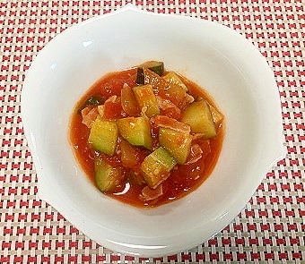 ズッキーニが主役 簡単ラタトゥイユ風トマト煮込み レシピ 作り方 By 幸せパンダ 楽天レシピ ズッキーニが主役 簡単ラタトゥイユ風トマト煮込み レシピ 作り方 By 幸せパンダ 楽天レシピ