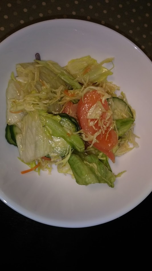 残り野菜で簡単サラダ