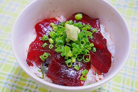 簡単 うまい まぐろの漬け丼 レシピ 作り方 By Assy1984 楽天レシピ 簡単 うまい まぐろの漬け丼 レシピ 作り方 By Assy1984 楽天レシピ