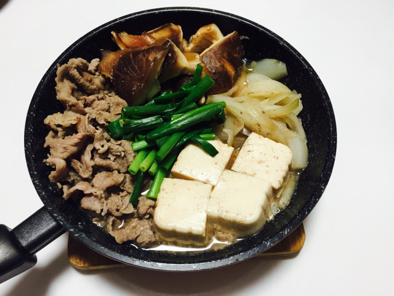 豆腐と牛肉のすき焼き風煮込み