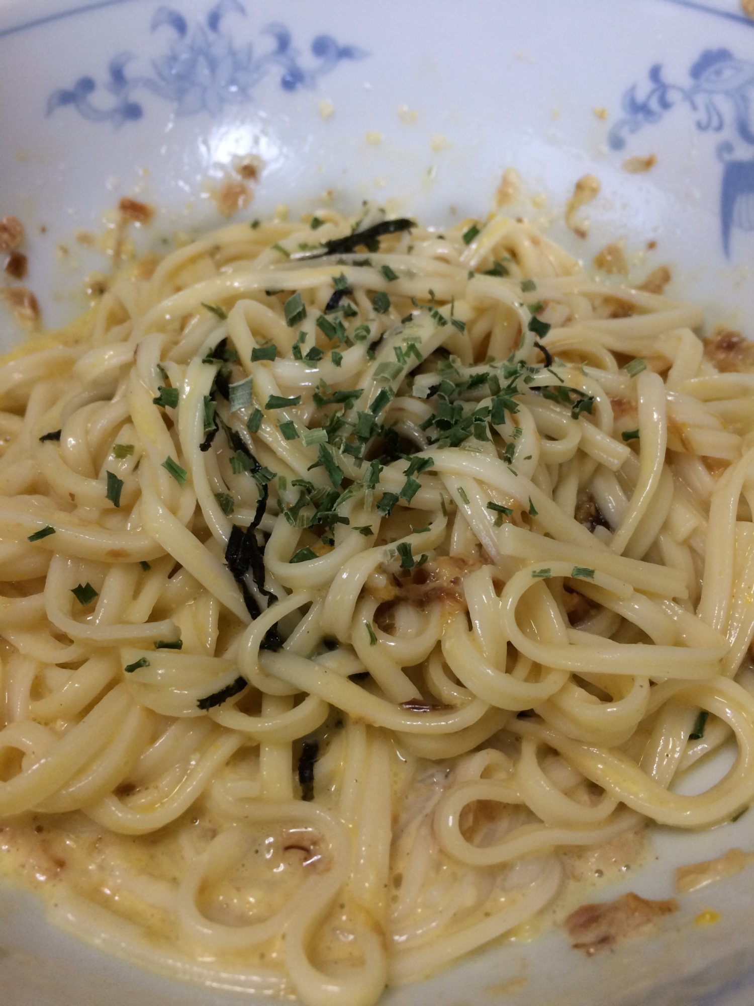 簡単ランチに！カルボナーラうどん