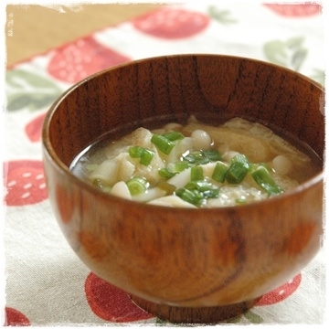 ブナピーと刻み昆布のお味噌汁