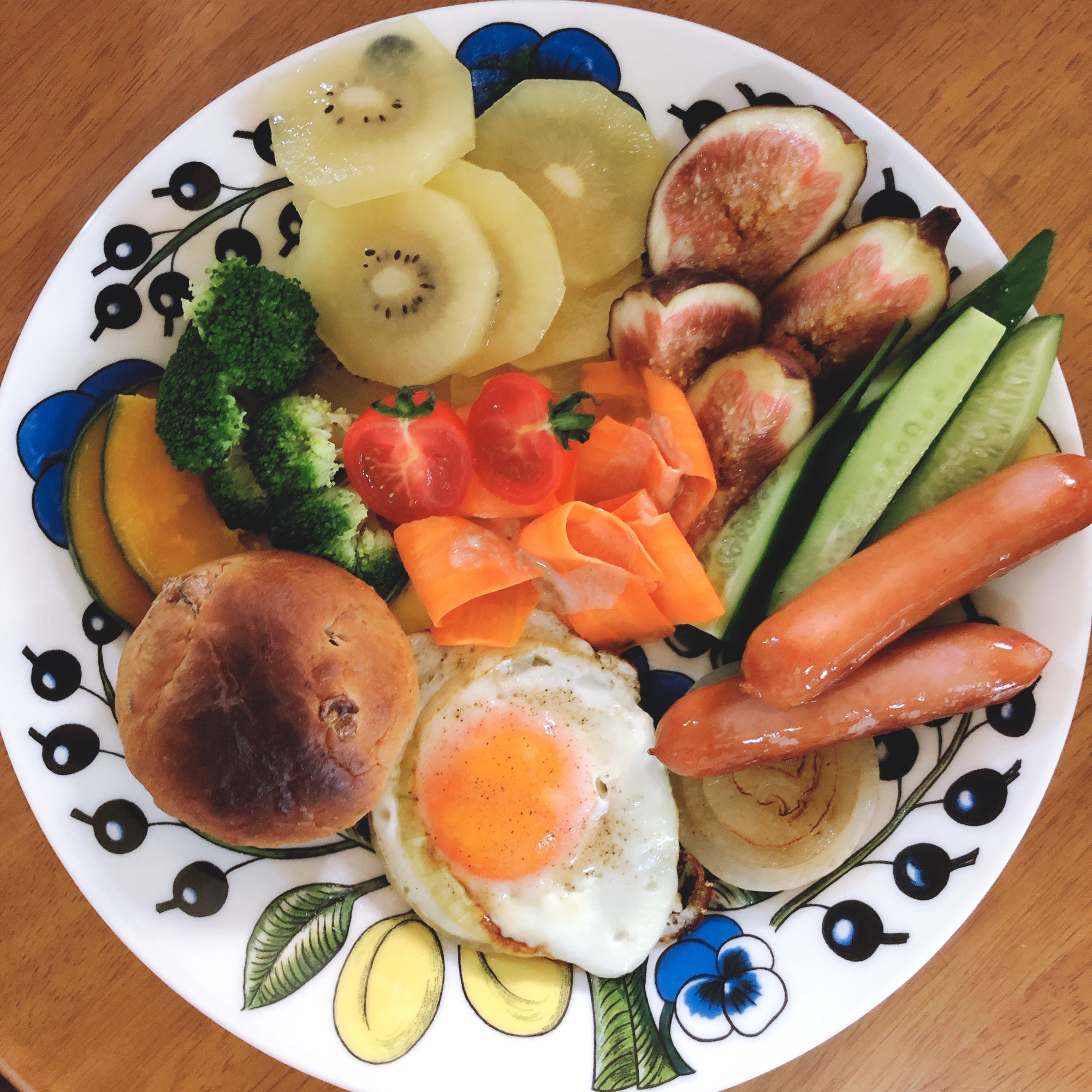 おしゃれ♡低カロリーのワンプレートランチ