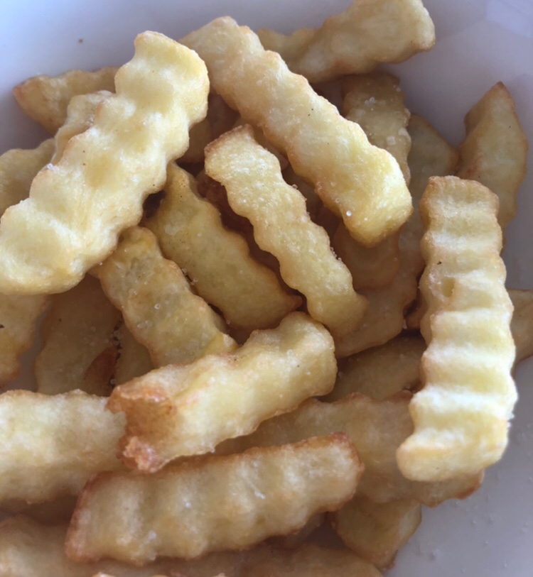 油はねしない 冷凍ポテトの揚げ方 レシピ 作り方 By Noa 1021 名前変えました 楽天レシピ