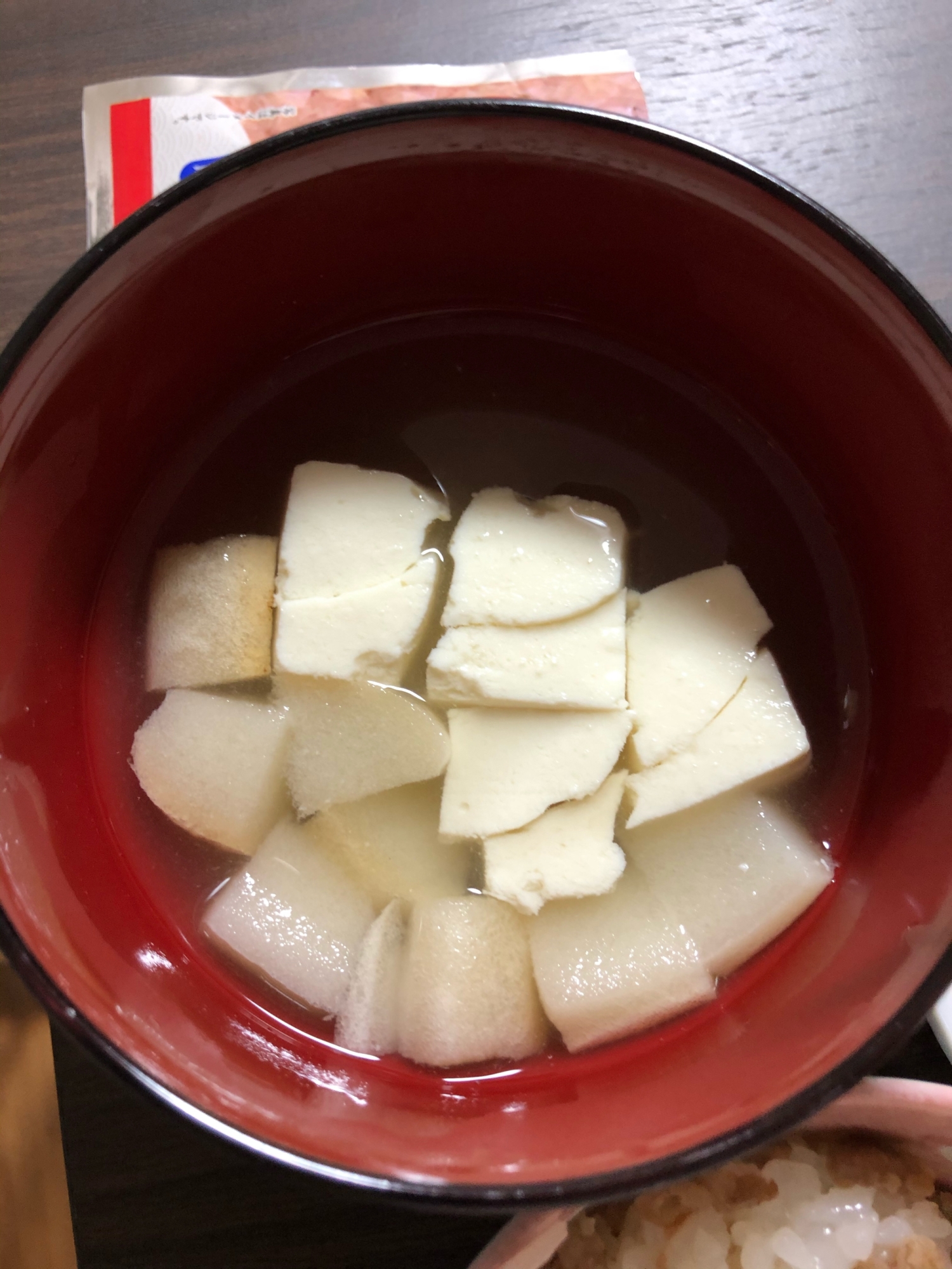 豆腐と麩のお吸い物