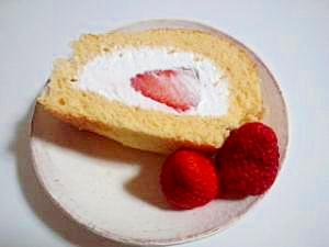 簡単　いちごのロールケーキ