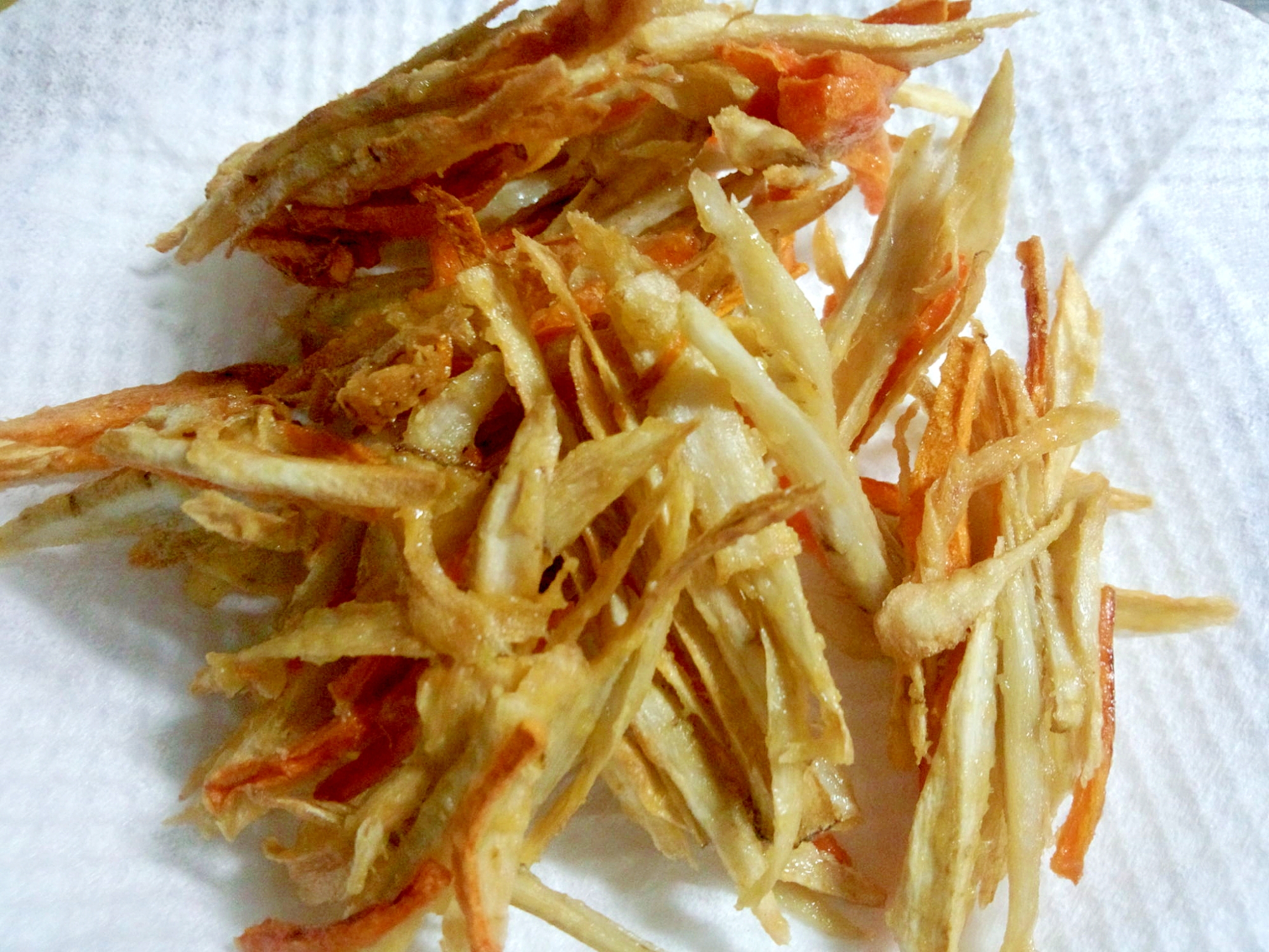 天ぷら粉があれば卵不要! 牛蒡と人参のかき揚げ