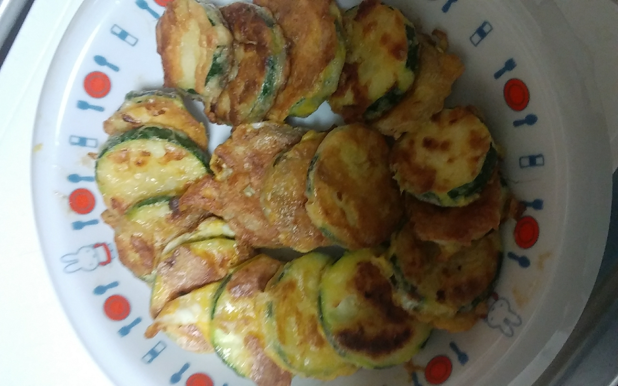 美味しいよ♪ ズッキーニのジョン♪