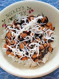 納豆の食べ方-ひじき＆しらす♪
