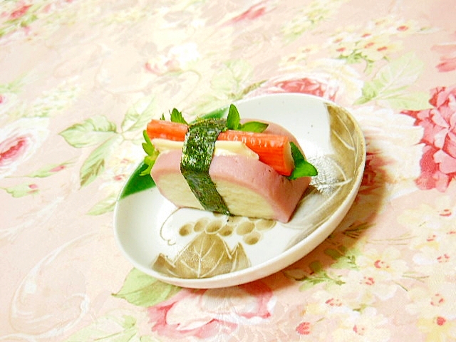 お弁当にも❤蒲鉾の大葉チーズカニかま海苔巻き❤