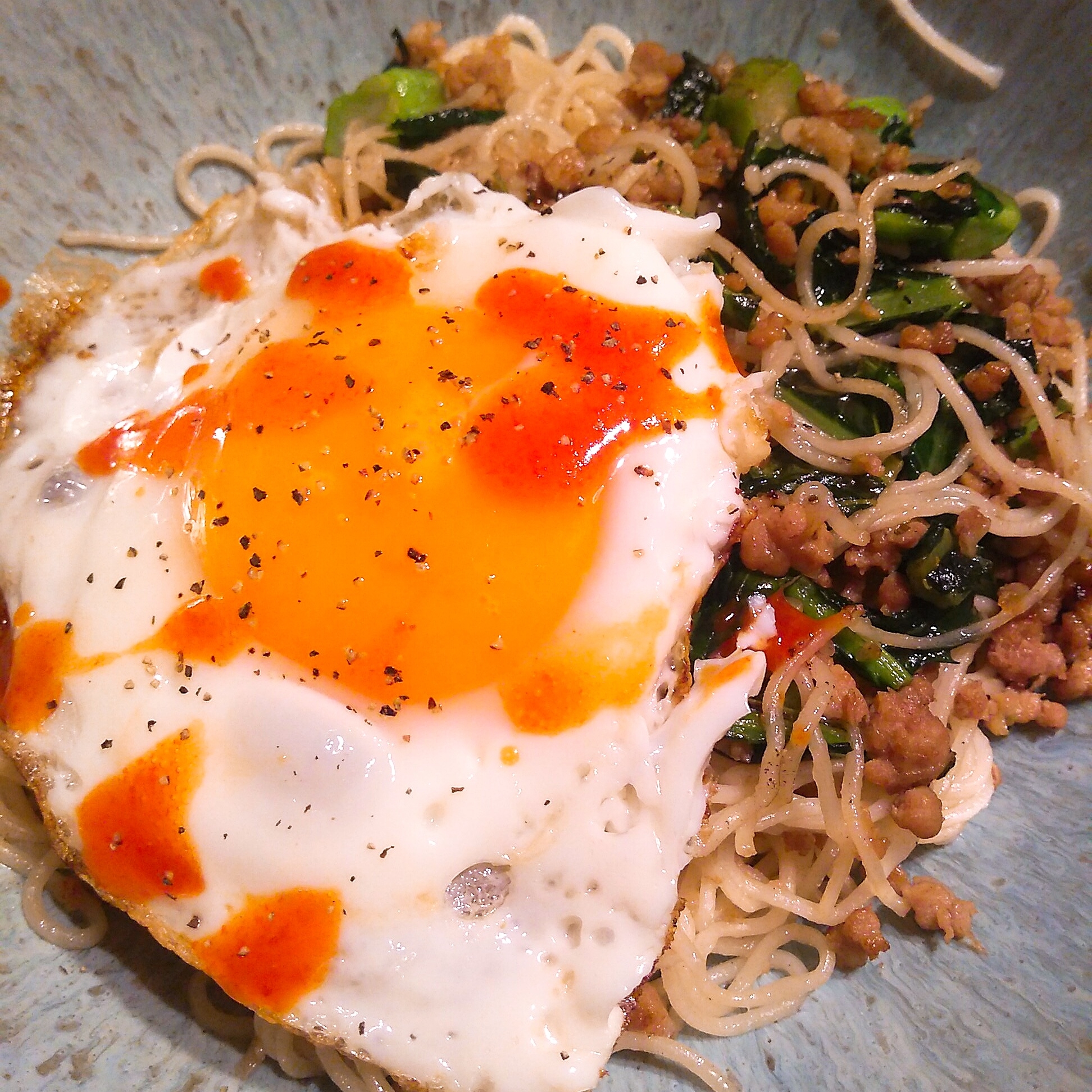 そーめんガパオちゃんぷる