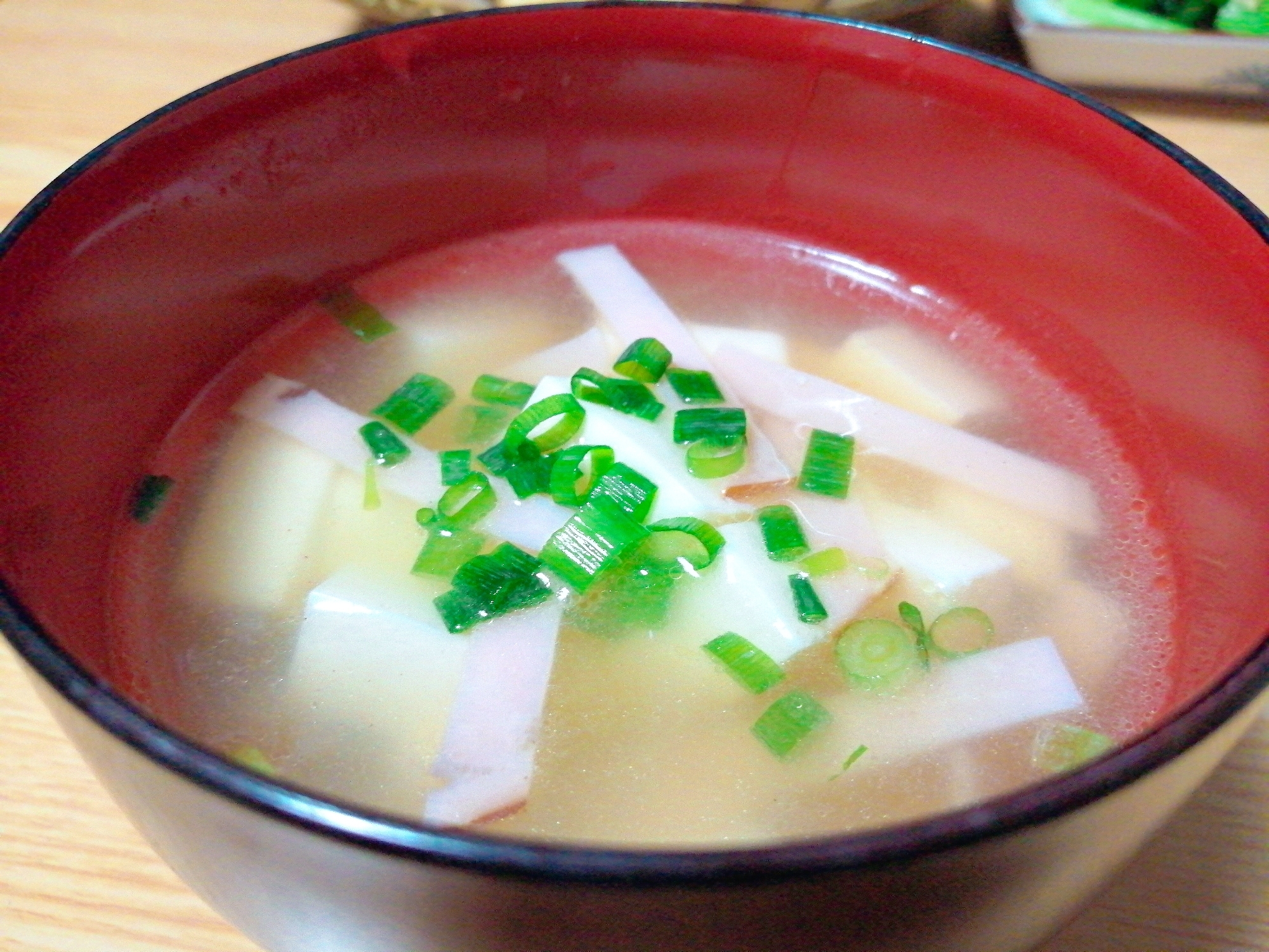 豆腐とハムと小ねぎのスープ