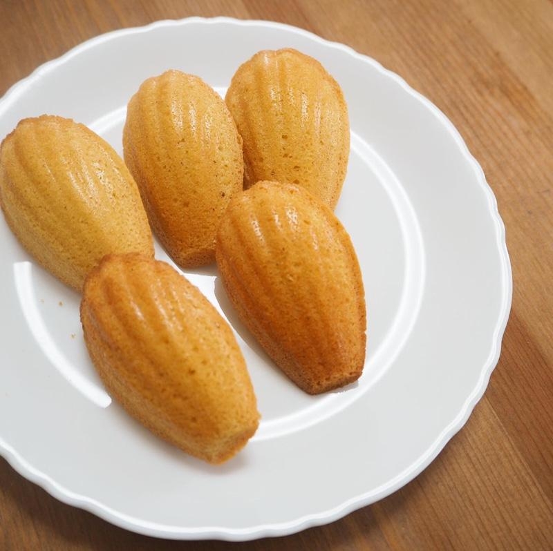 焦がしバター香る さくっしっとりのマドレーヌ レシピ 作り方 By Azuun Cook 楽天レシピ 焦がしバター香る さくっしっとりのマドレーヌ レシピ 作り方 By Azuun Cook 楽天レシピ