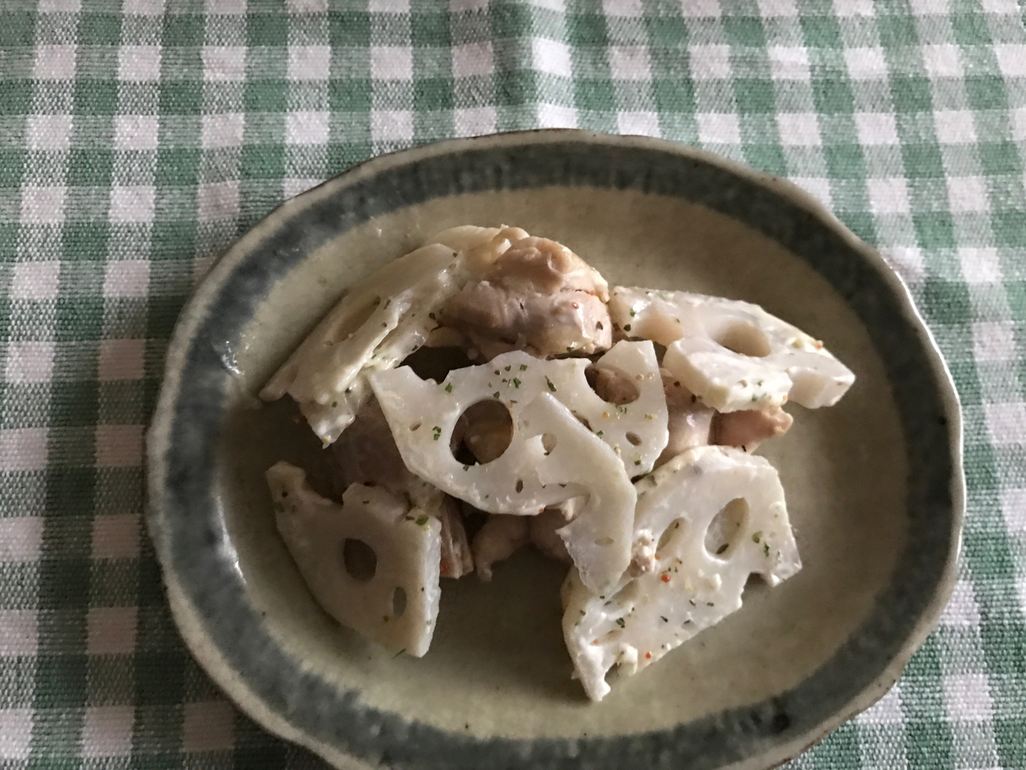 鶏肉とレンコンのマジックソルトマヨ炒め