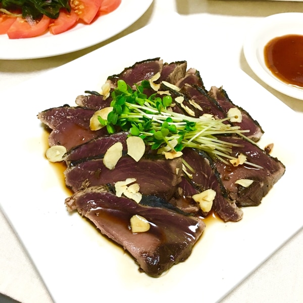 にんにくれもんしょうゆとにんにくチップ鰹のたたき レシピ 作り方 By Kuuuma 楽天レシピ にんにくれもんしょうゆとにんにくチップ鰹のたたき レシピ 作り方 By Kuuuma 楽天レシピ