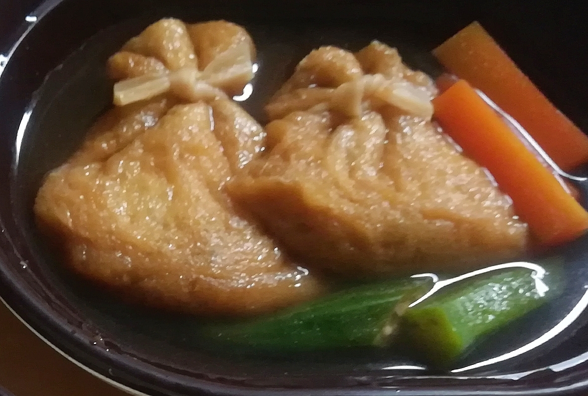 もち巾着とオクラとにんじんの煮物