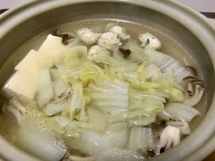 白菜大量消費‼糖質OFFの鶏団子鍋