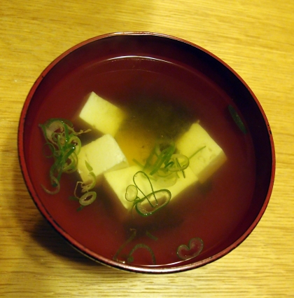 豆腐と刻み葱のとろろ昆布のお吸い物(*^^*)☆