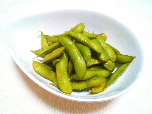 家庭菜園 歯ごたえアリな茹で枝豆 レシピ 作り方 By Kuuuma 楽天レシピ 家庭菜園 歯ごたえアリな茹で枝豆 レシピ 作り方 By Kuuuma 楽天レシピ