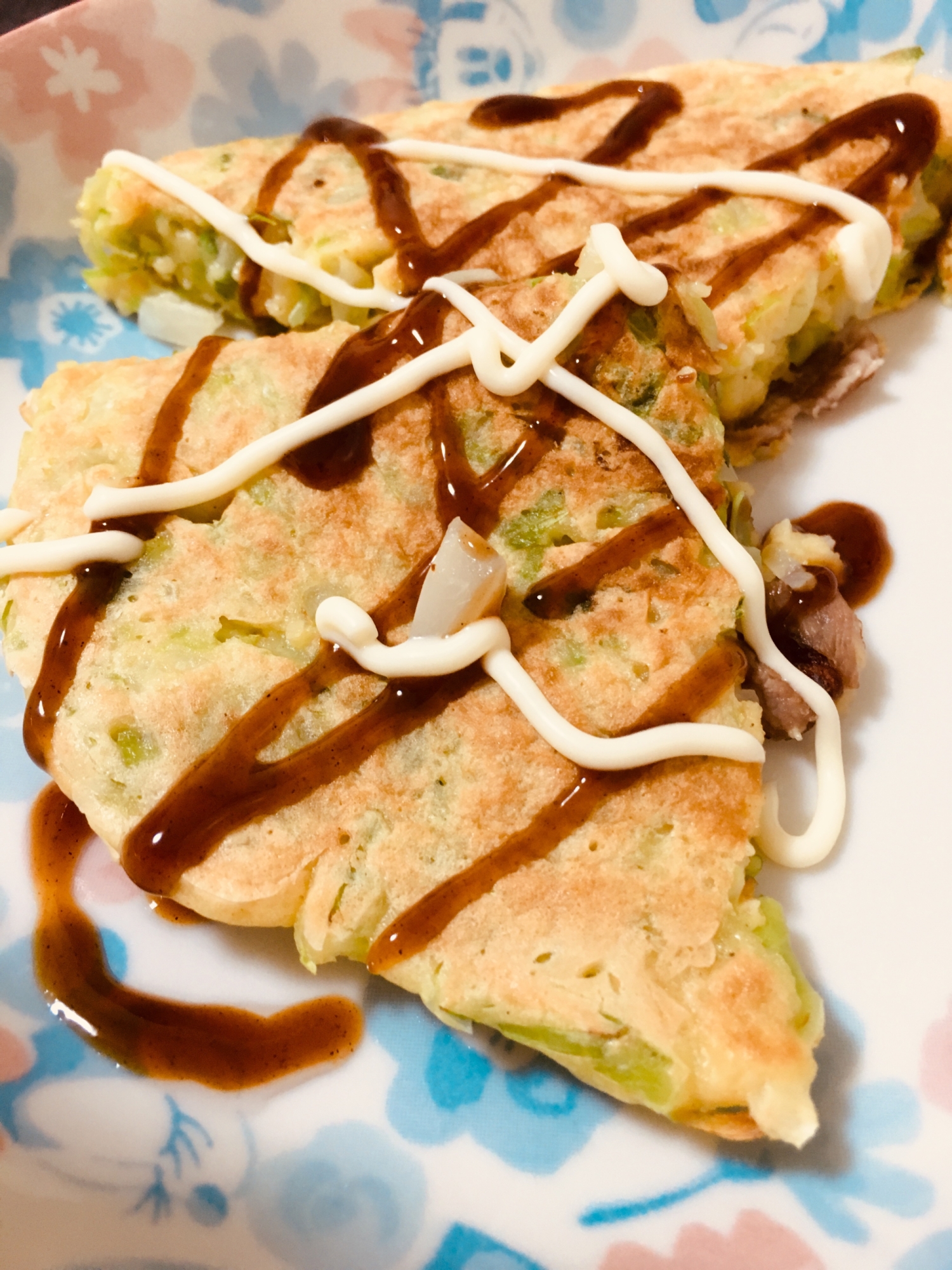 たこ焼き粉で作る！キャベツたっぷりお好み焼き