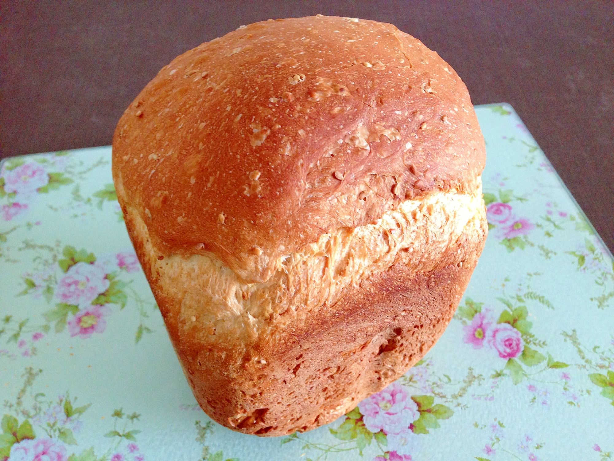 ホームベーカリーで☆白ごま食パン
