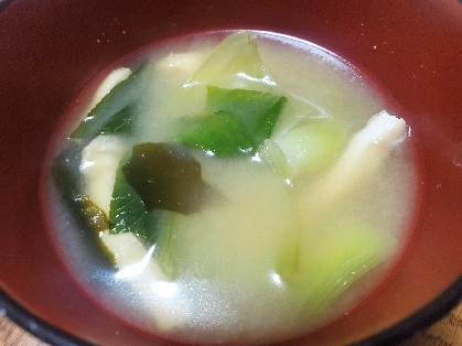 小松菜と厚揚げの味噌汁