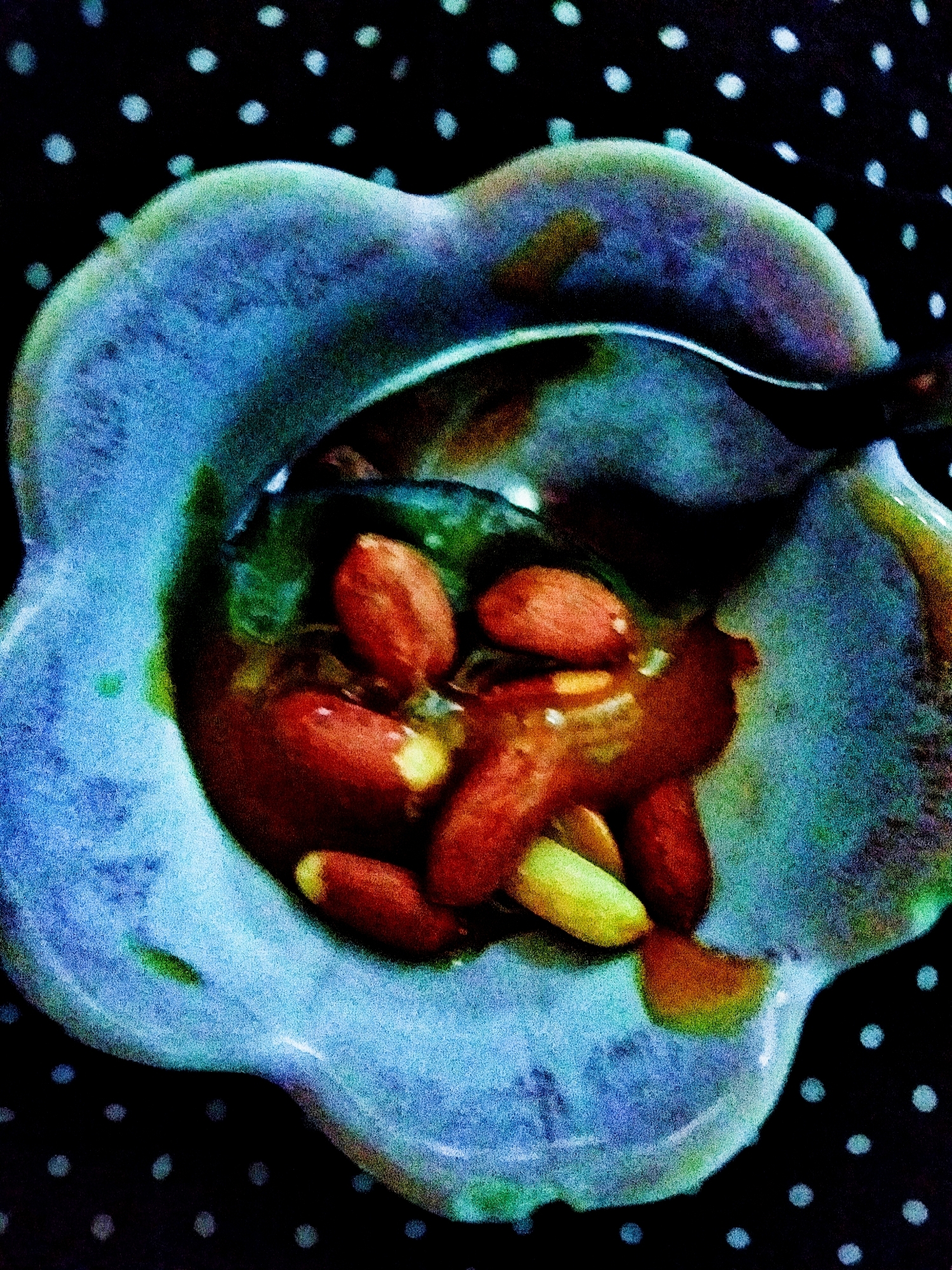 蜂蜜ヨーグルト風味のアマランサス・アーモンド和え