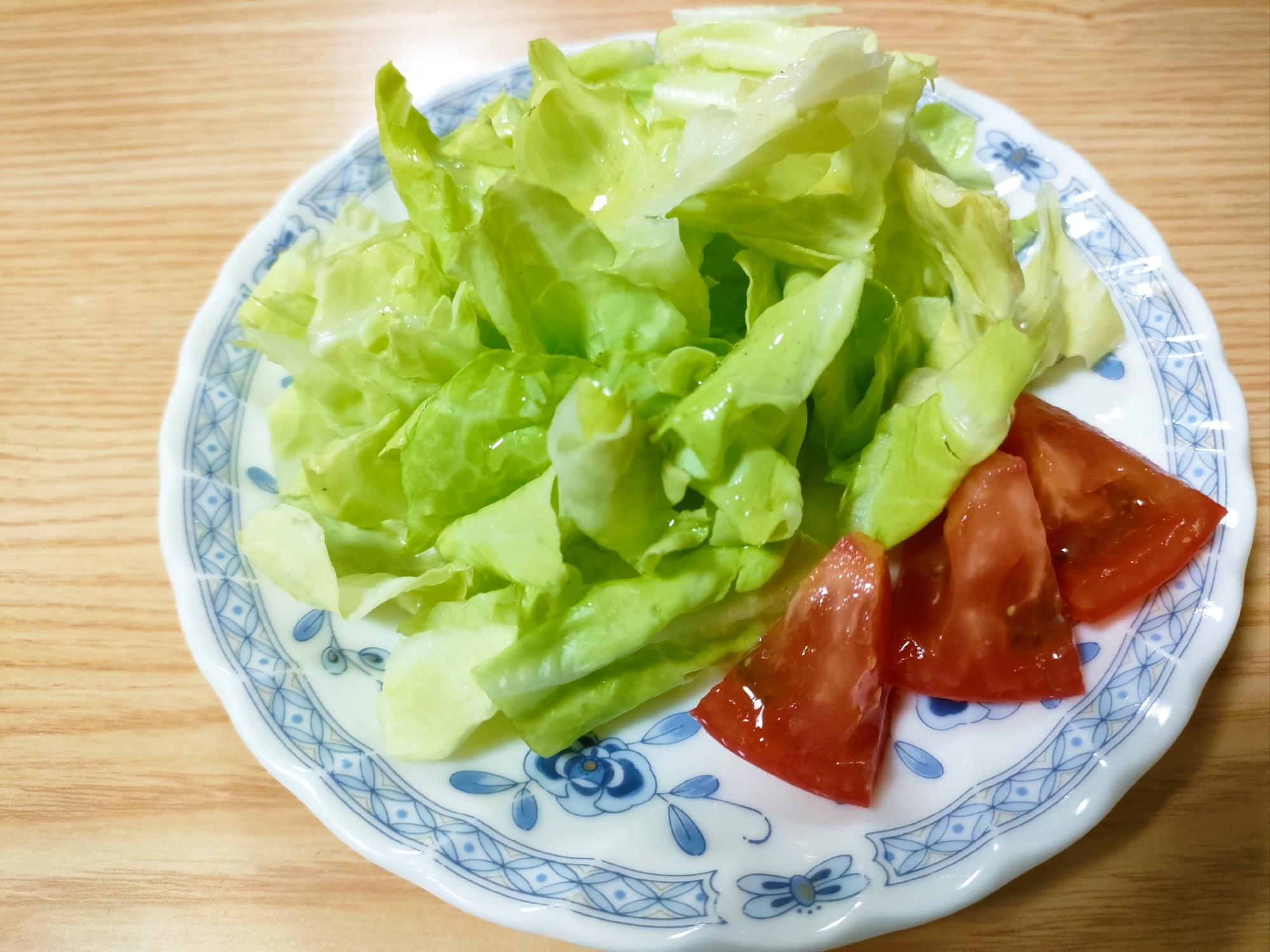 春キャベツとトマトのサラダ