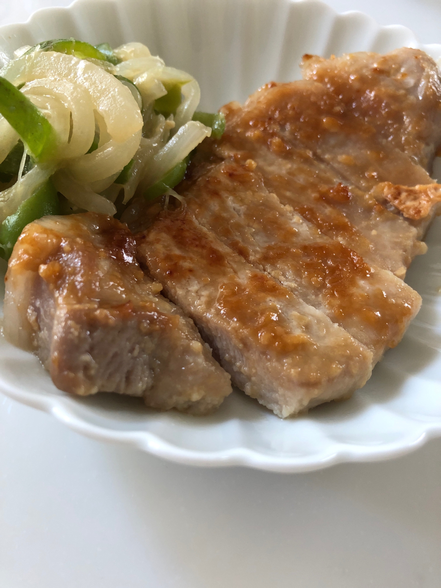 簡単＊豚厚切り肉の味噌漬け焼き