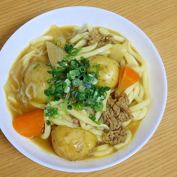 肉じゃがカレーうどん☆残り物アレンジ