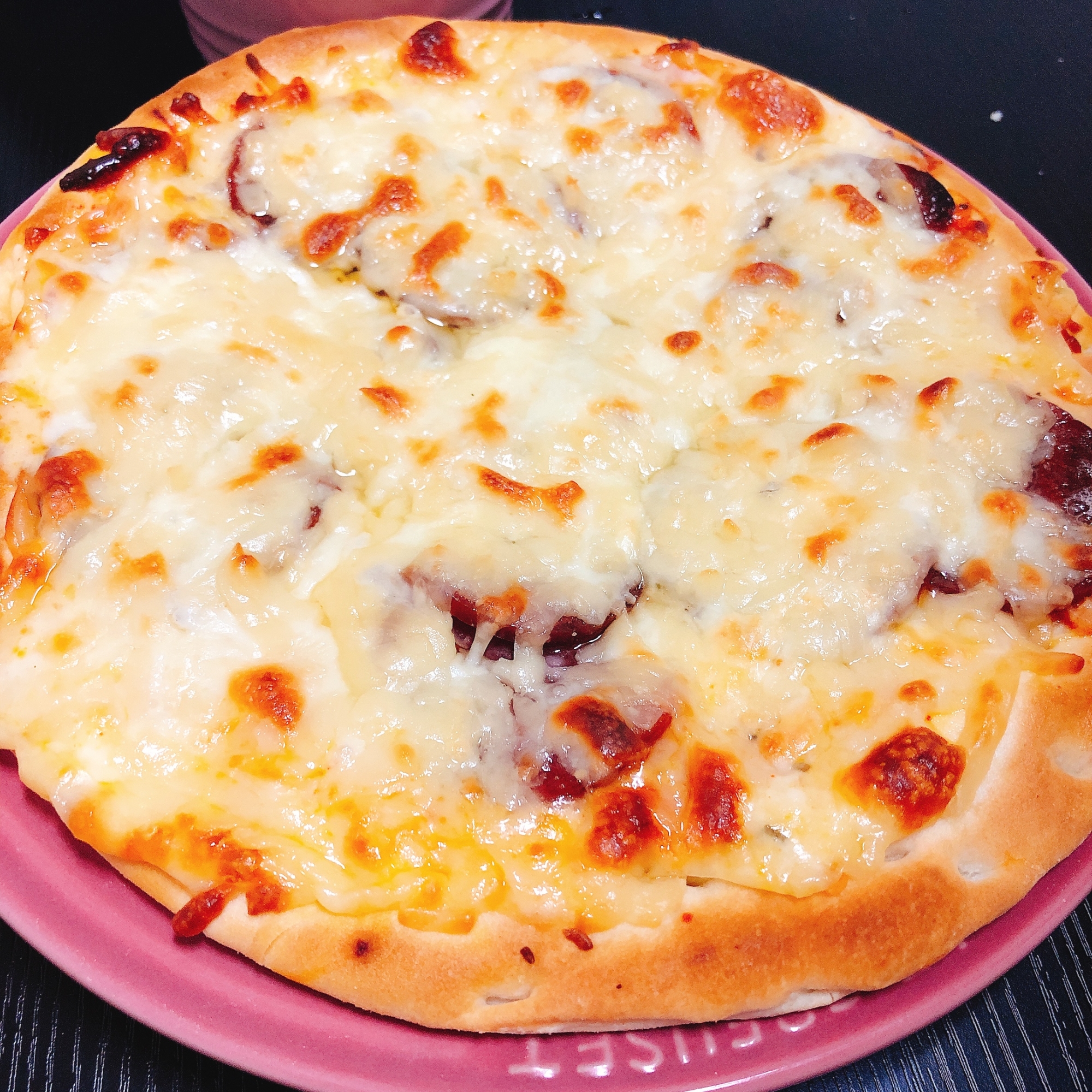 チーズたっぷり！簡単ピザ