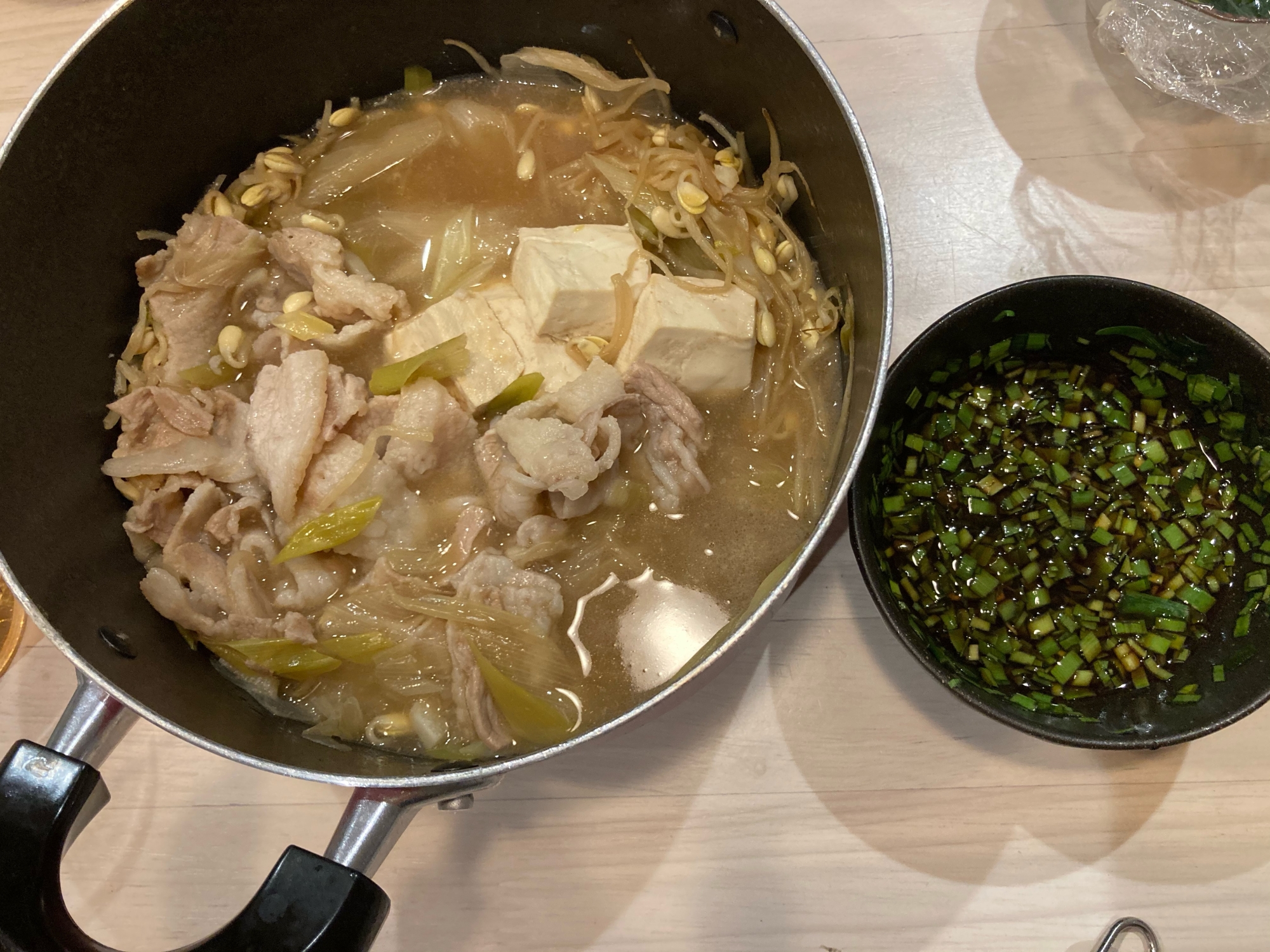 豚バラともやし鍋 ニラダレ付き レシピ 作り方 By みーぅ 楽天レシピ 豚バラともやし鍋 ニラダレ付き レシピ 作り方 By みーぅ 楽天レシピ