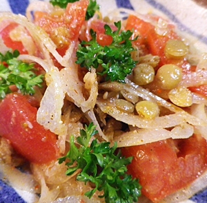 レンズ豆とトマトのスパイシーサラダ
