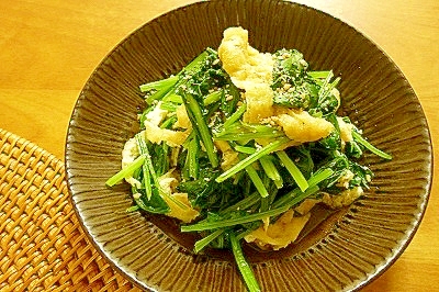 さっぱり美味しい副菜★カブの葉と油揚げの炒め煮♪