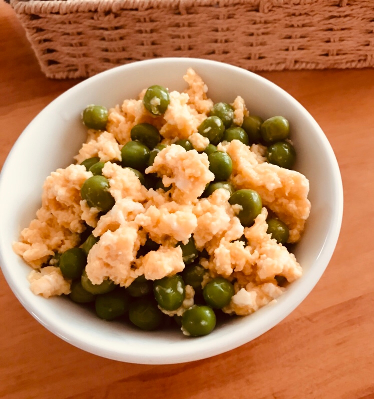 グリーンピースのたらこ卵とじ丼