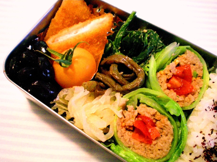 お弁当に 究極手抜き花畑のロールキャベツ