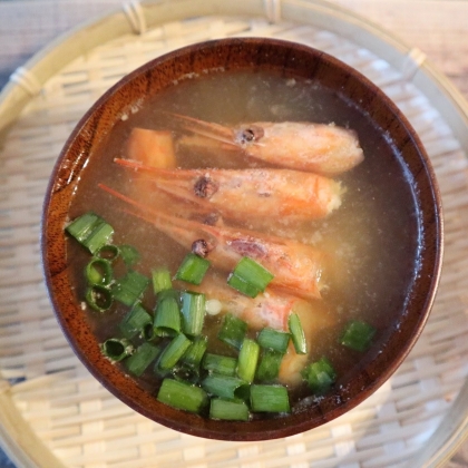 味噌汁〜捨てないで！甘エビ頭でコク旨海老汁