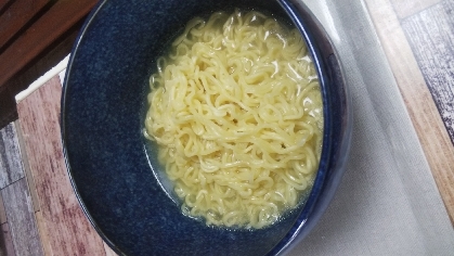 ちぢれ麺なので分かりづらくなってしまった(;´д｀)次はストレートタイプの麺でもやってみたいと思います！