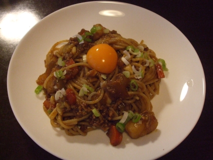 前日の残りカレーでつくりました＾＾
こういう食べ方も良いですね！
パスタとカレーすごく合います（人´∇`）
とっても美味しかったです♪
ごちそうさまでした♡