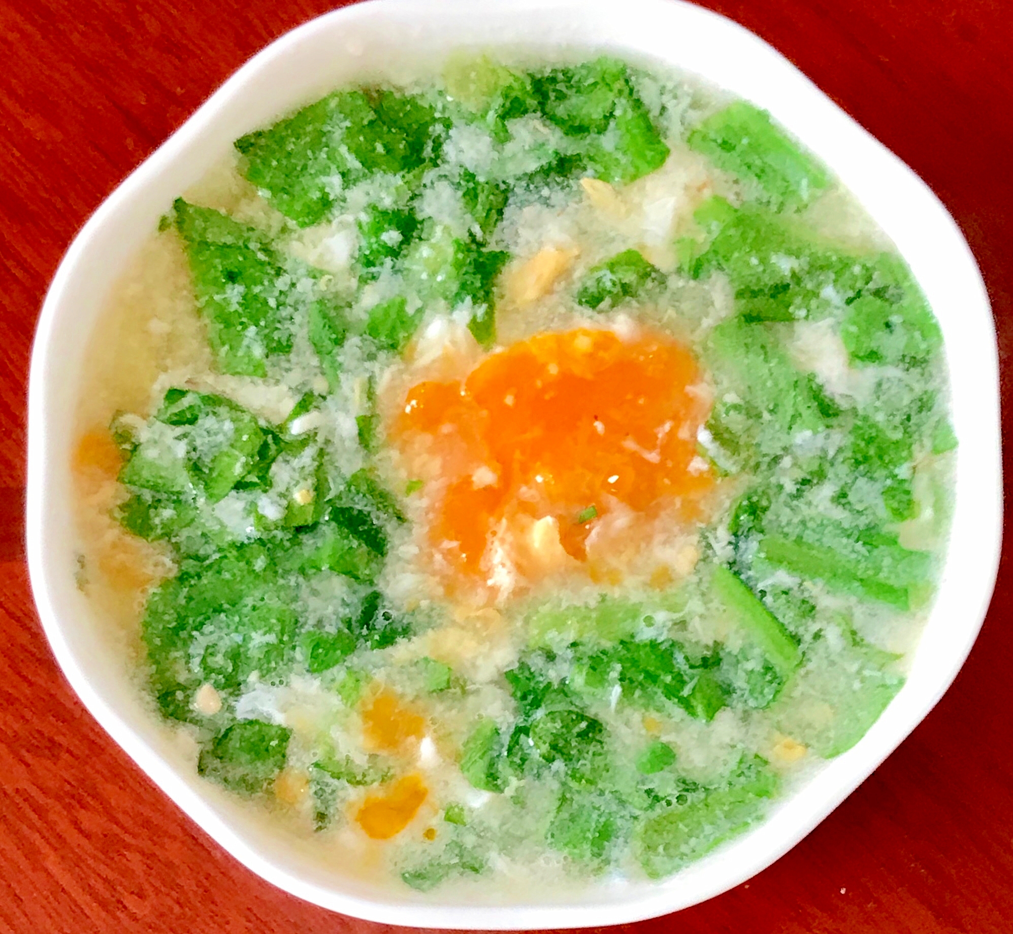 生姜風味の小松菜の卵味噌汁