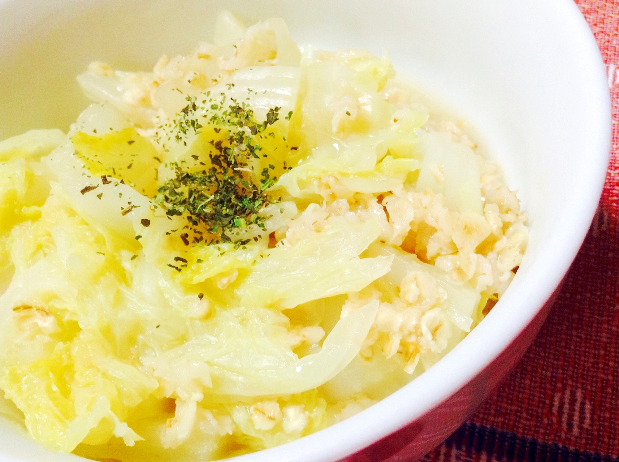 簡単ヘルシー♡白菜とオートミールの生姜スープ煮