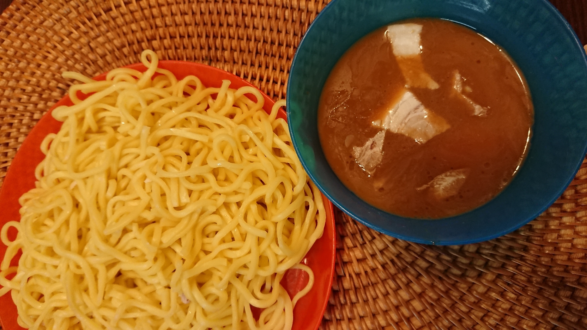 つけ汁ラーメン