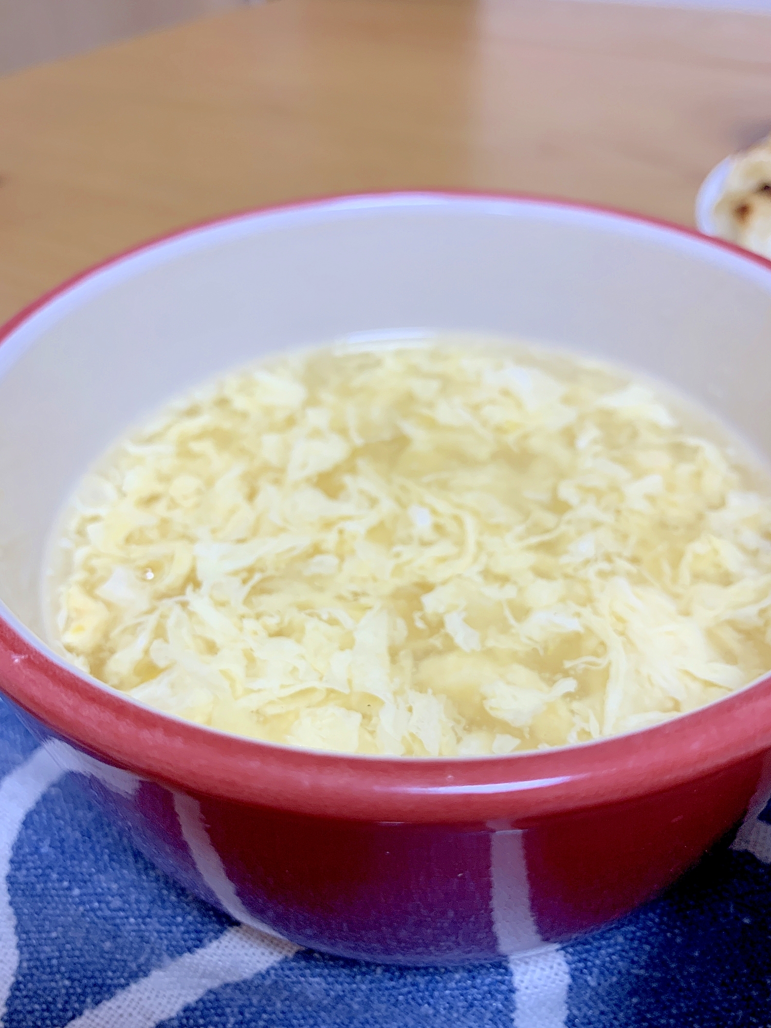 ふわふわ卵とコーンの中華スープ
